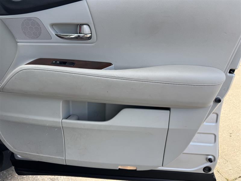 Lexus RX photo 35