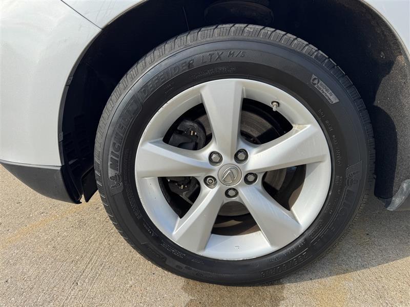 Lexus RX photo 40