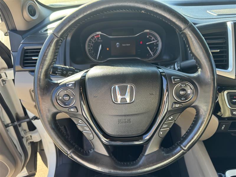 Honda Ridgeline photo 14