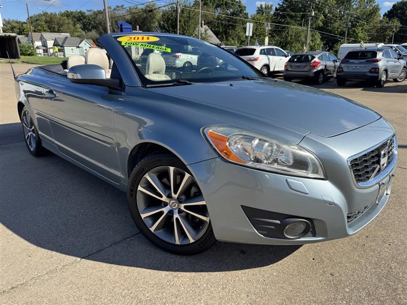 Volvo C70 T5 2011