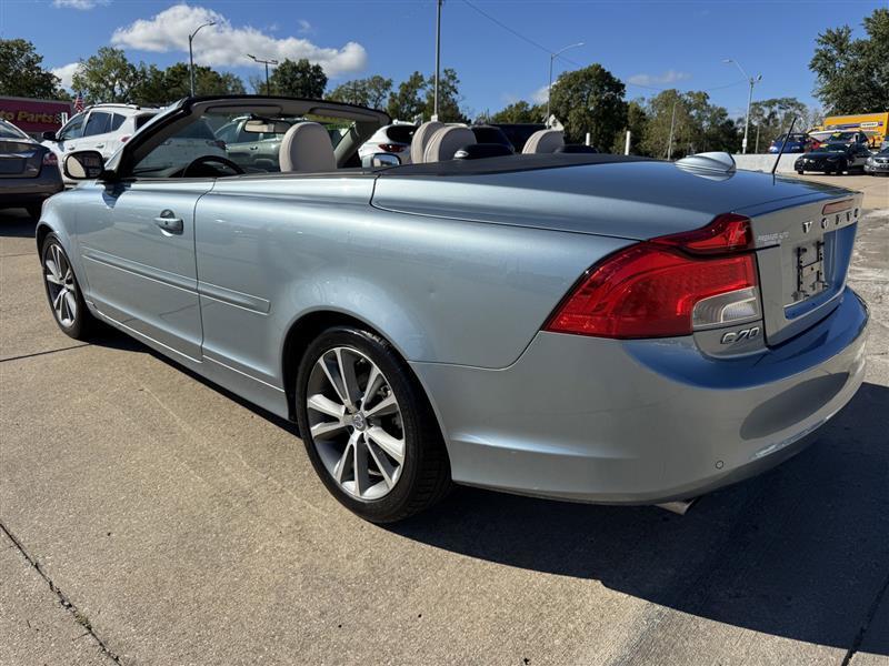 Volvo C70 T5 2011