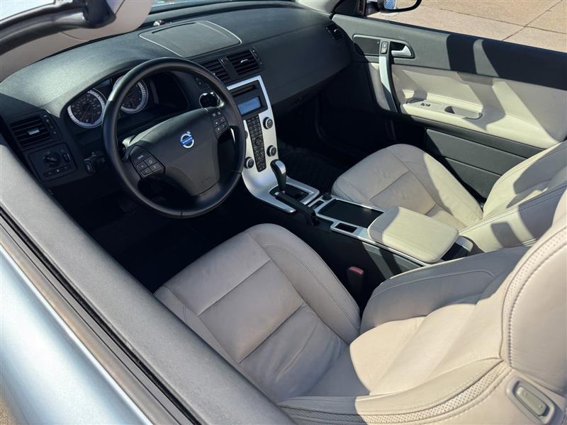 Volvo C70 T5 2011