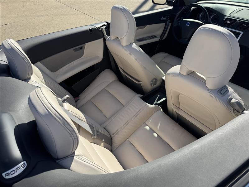 Volvo C70 T5 2011