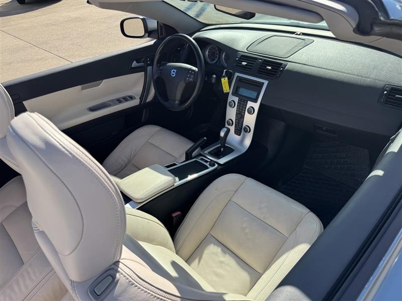 Volvo C70 T5 2011