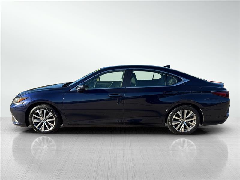 Lexus ES photo 4
