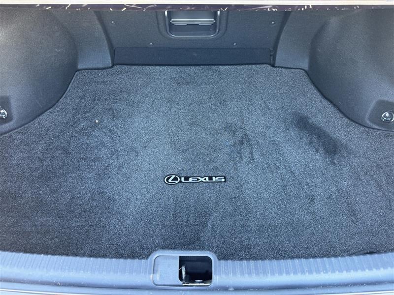 Lexus ES photo 28