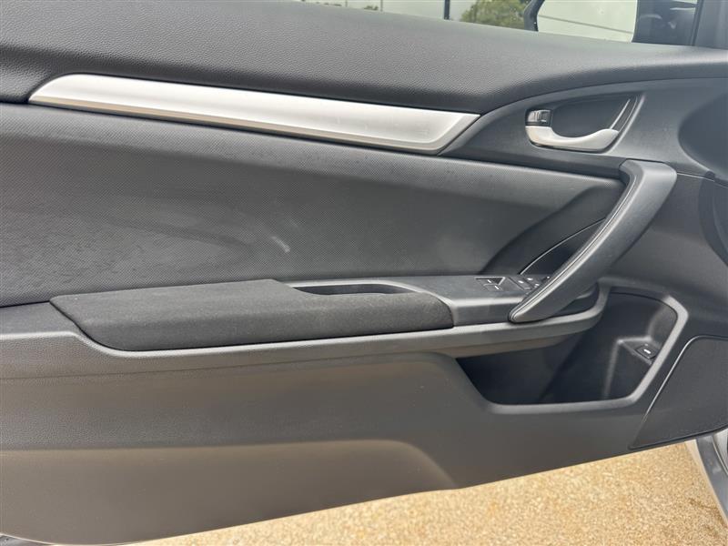 Honda Civic LX 2D Coupe 2019
