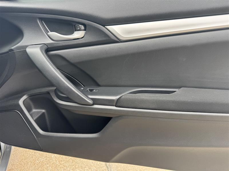 Honda Civic LX 2D Coupe 2019