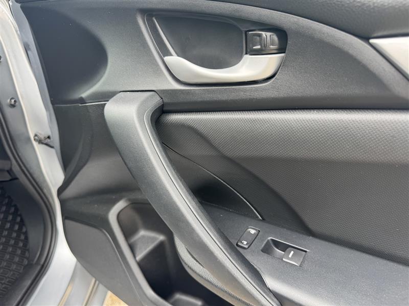 Honda Civic LX 2D Coupe 2019