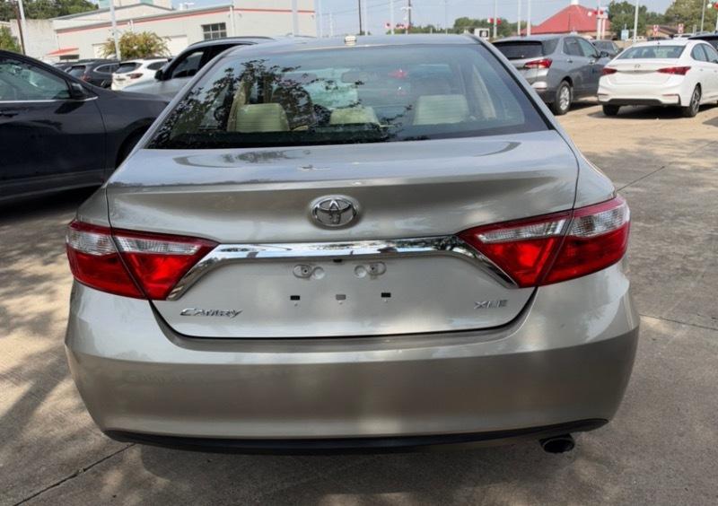 Toyota Camry XLE 2017