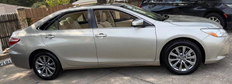 Toyota Camry XLE 2017