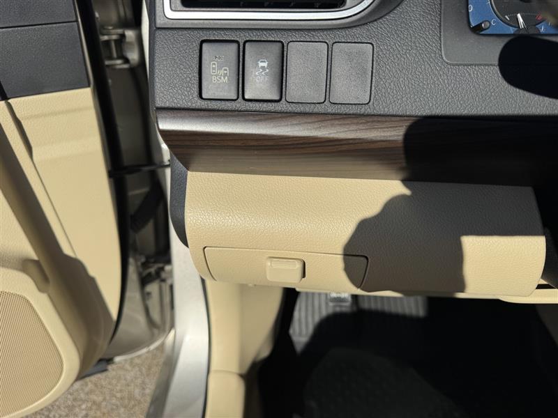 Toyota Camry XLE 2017