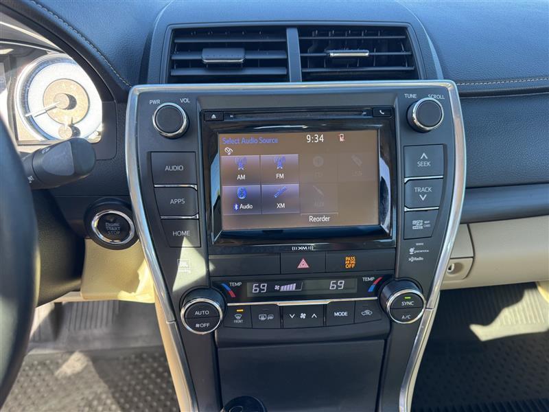 Toyota Camry XLE 2017