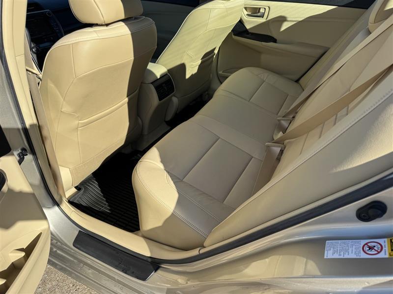 Toyota Camry XLE 2017