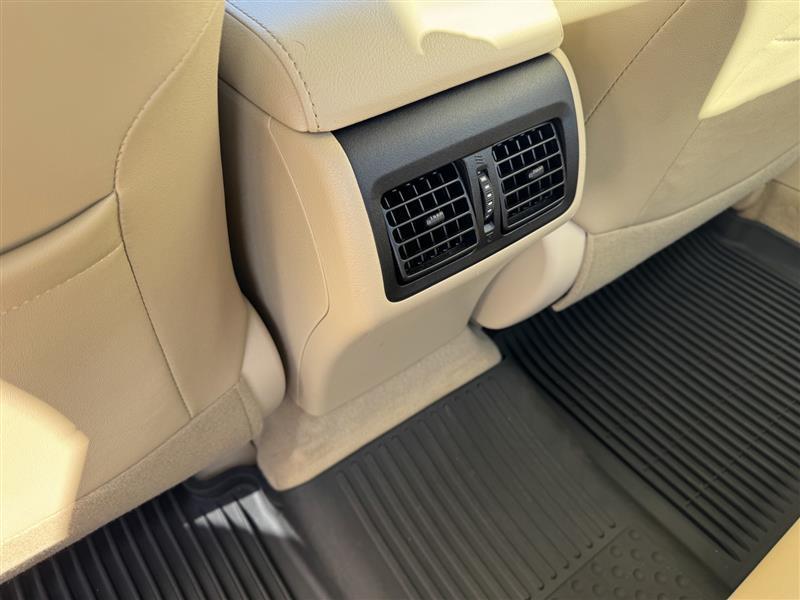 Toyota Camry XLE 2017