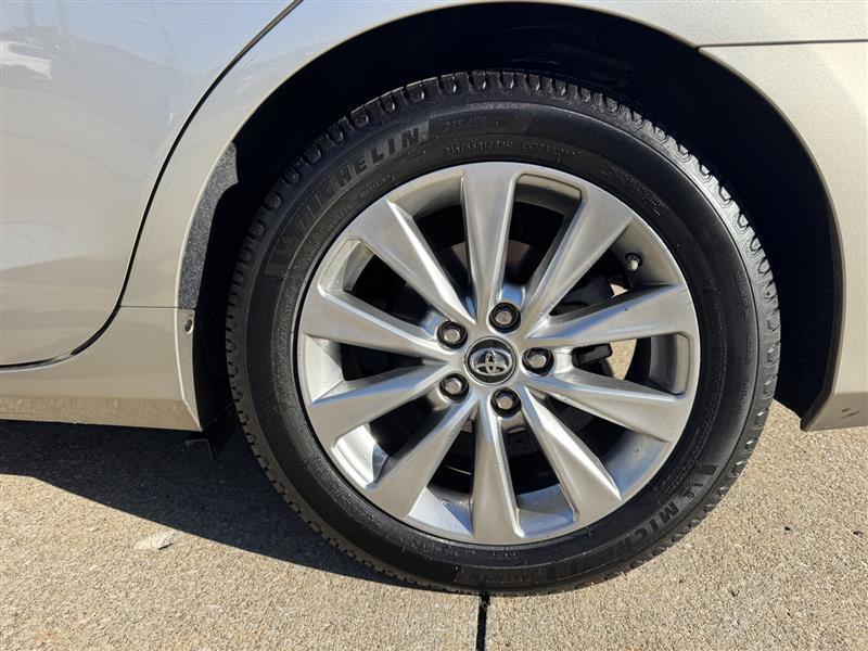 Toyota Camry XLE 2017