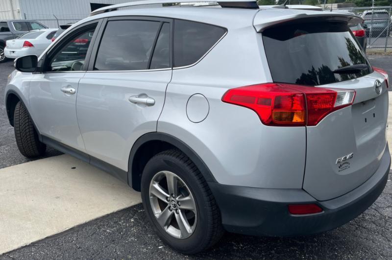 Toyota RAV4 XLE AWD 2015