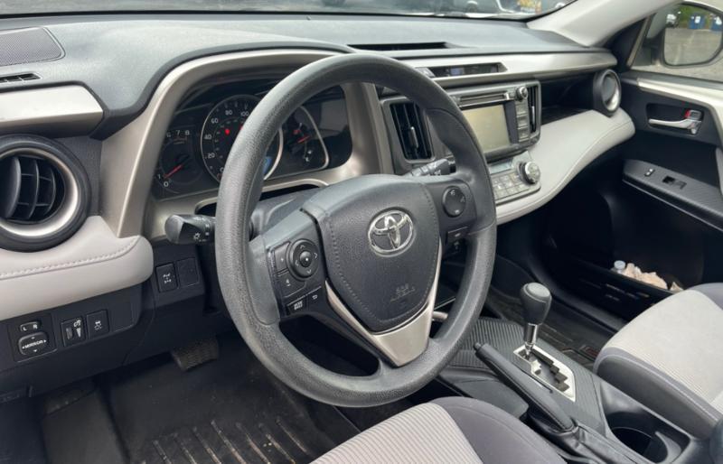 Toyota RAV4 XLE AWD 2015