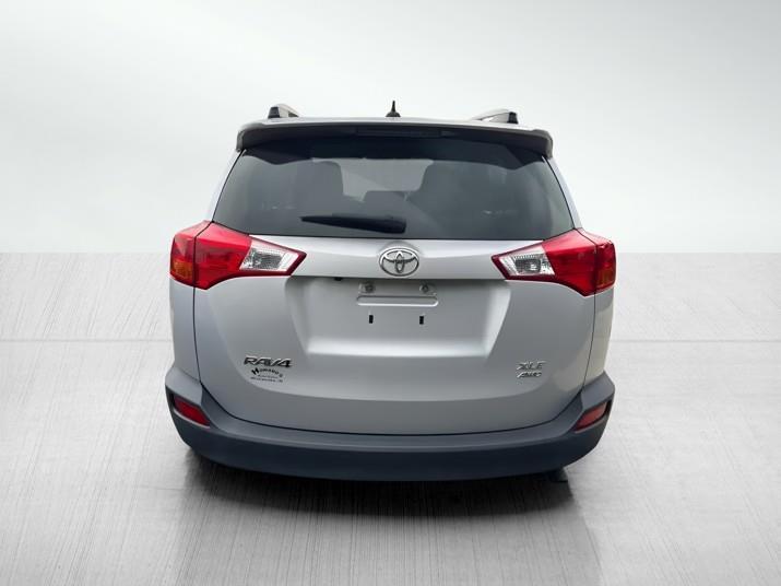 Toyota RAV4 XLE AWD 2015