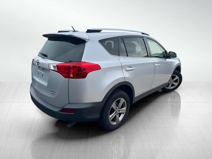 Toyota RAV4 XLE AWD 2015