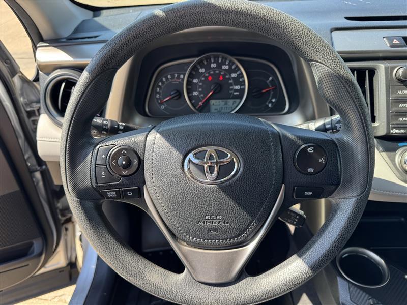 Toyota RAV4 XLE AWD 2015