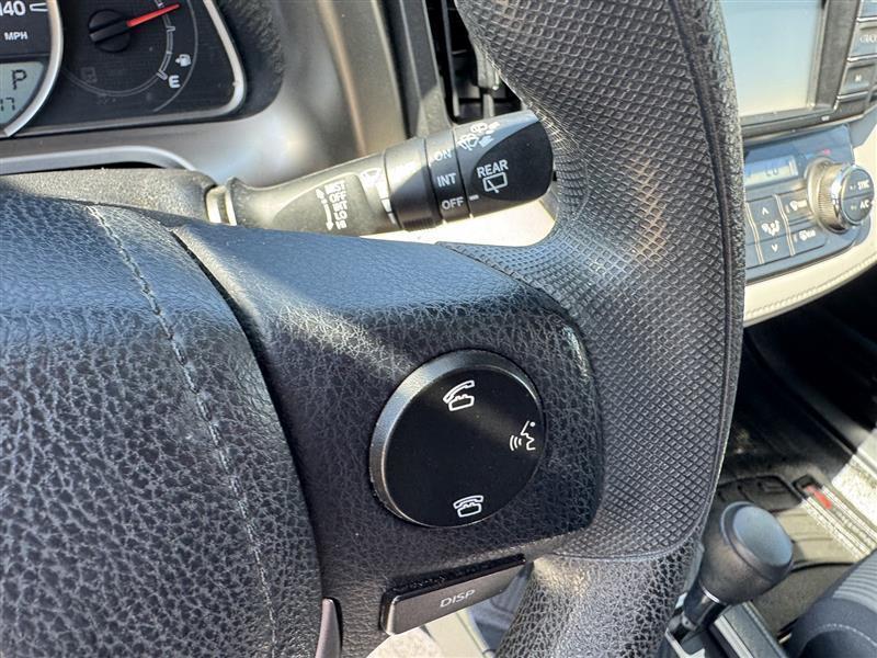 Toyota RAV4 XLE AWD 2015