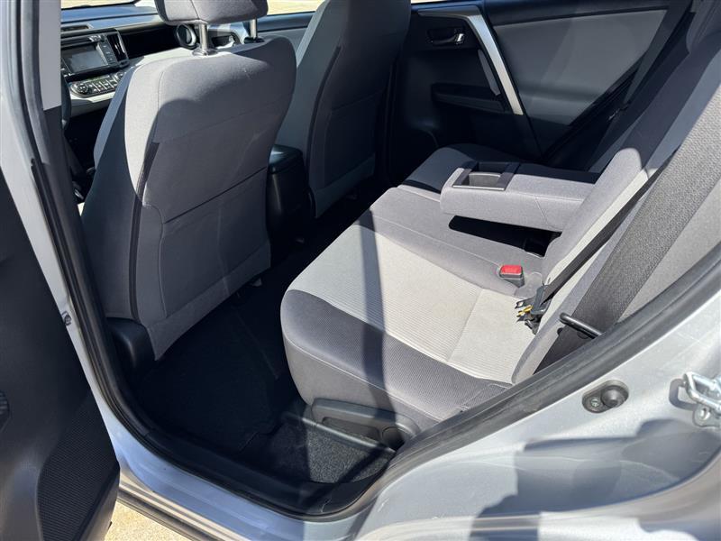 Toyota RAV4 XLE AWD 2015