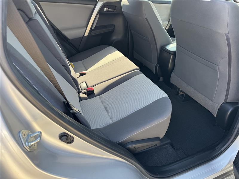 Toyota RAV4 XLE AWD 2015