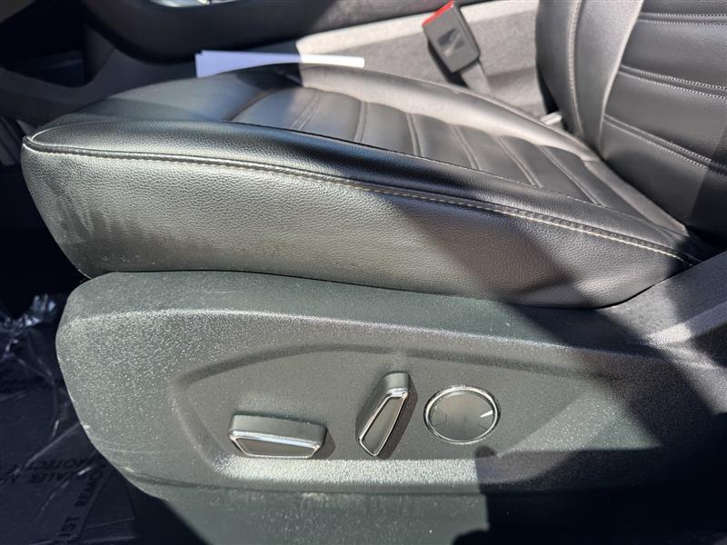 Ford Edge photo 11