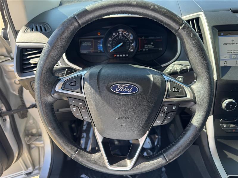 Ford Edge photo 13