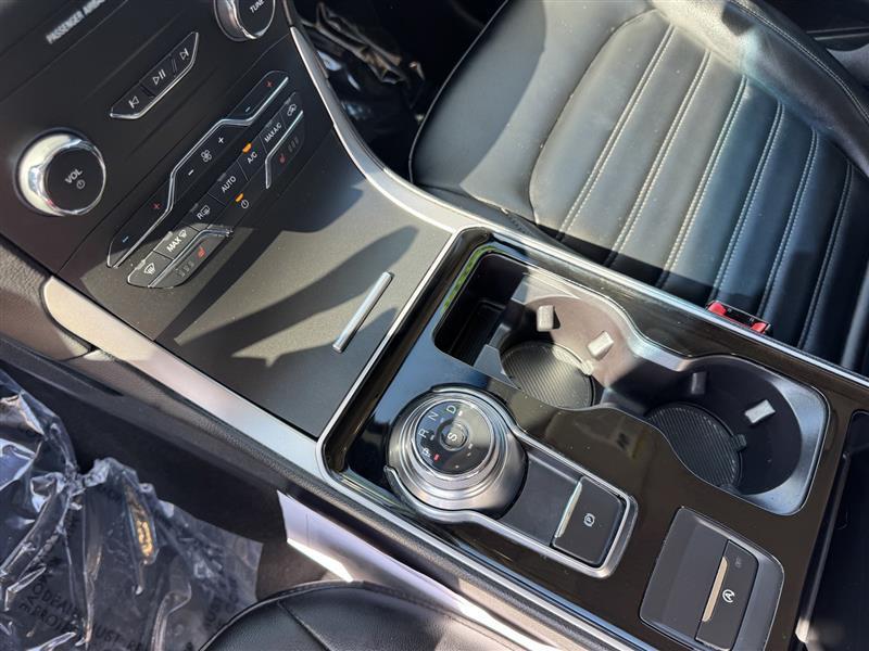 Ford Edge photo 18