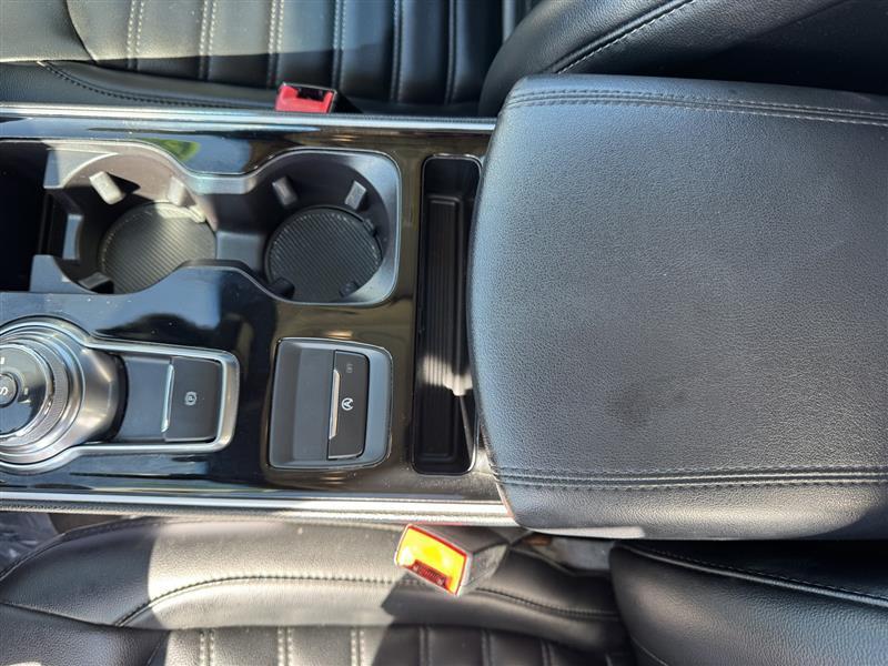 Ford Edge photo 19