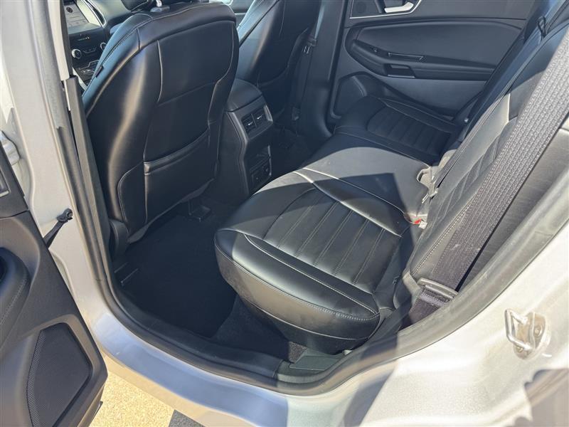Ford Edge photo 23