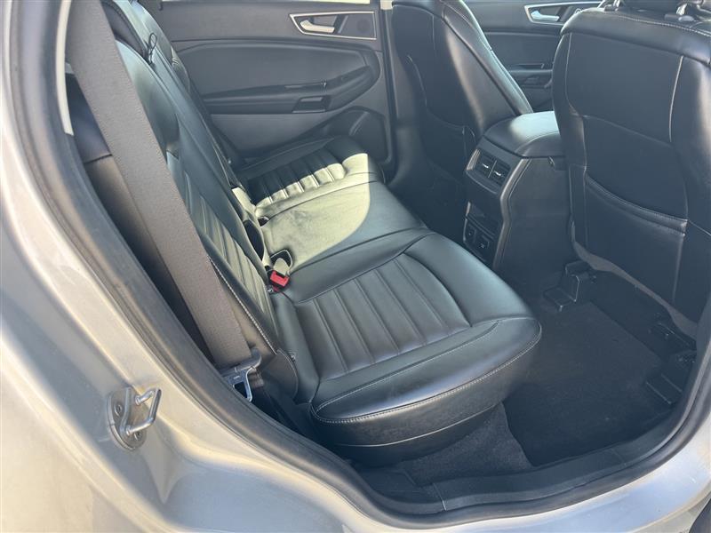 Ford Edge photo 31