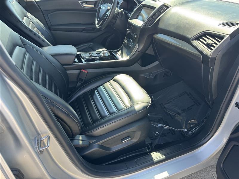 Ford Edge photo 33