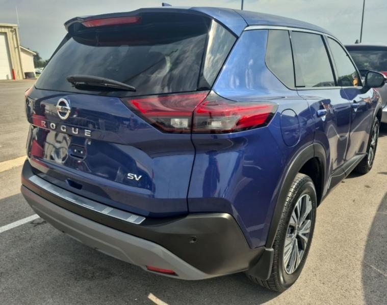 Nissan Rogue SV 2021
