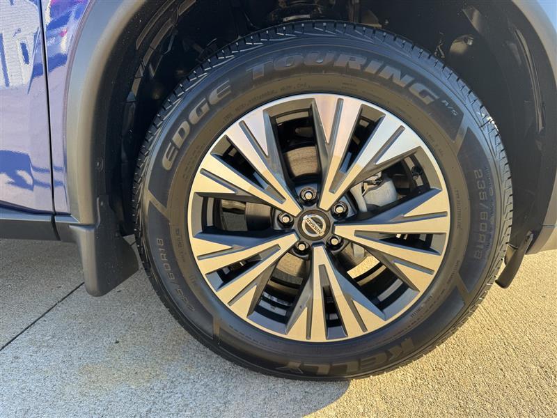 Nissan Rogue SV 2021