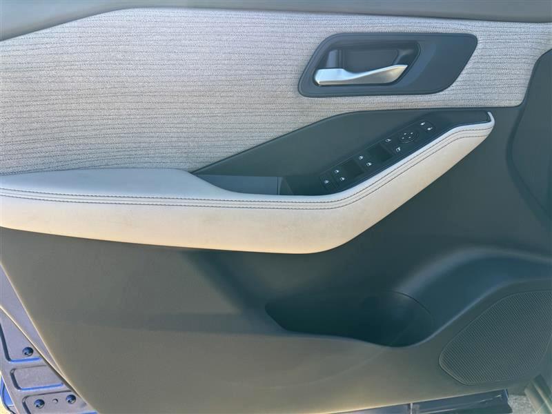 Nissan Rogue SV 2021