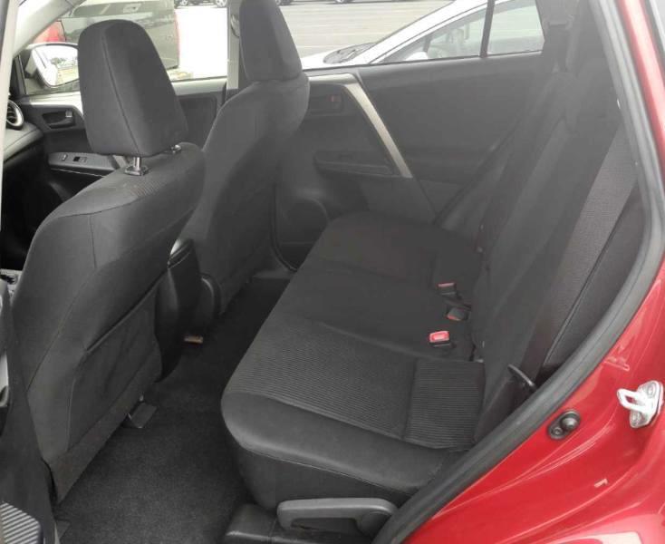 Toyota RAV4 LE AWD 2015