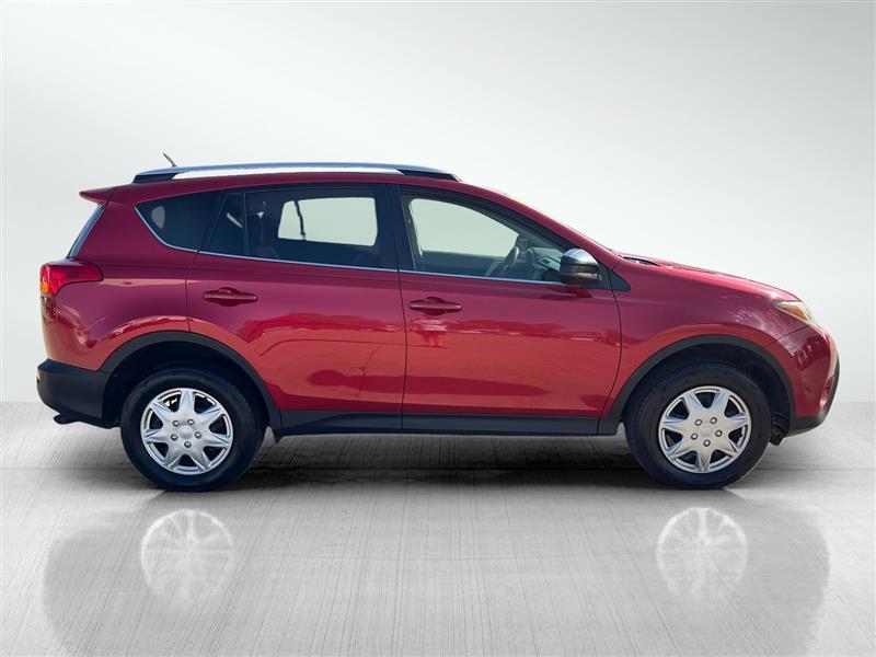 Toyota RAV4 LE AWD 2015