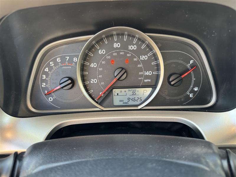 Toyota RAV4 LE AWD 2015