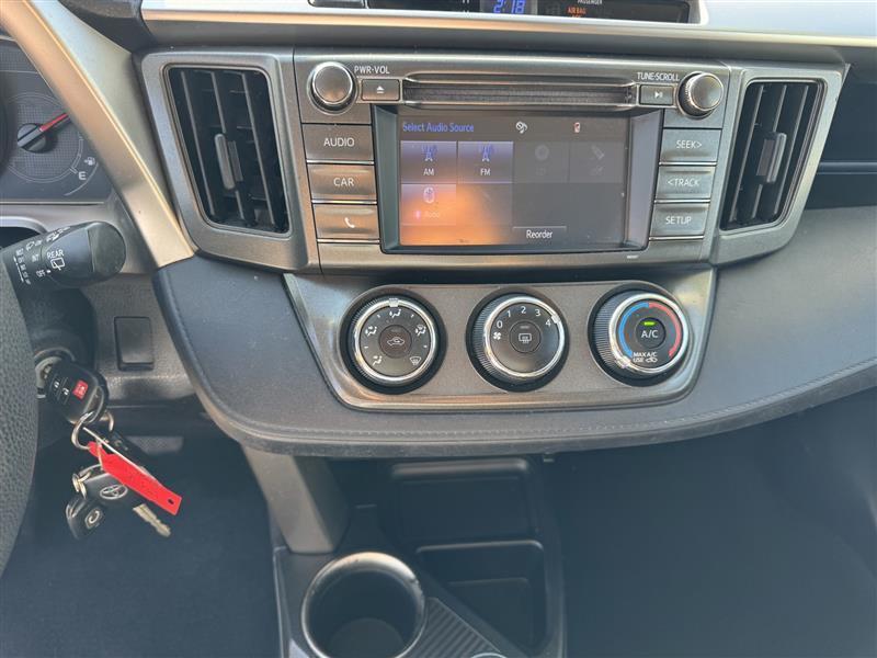 Toyota RAV4 LE AWD 2015