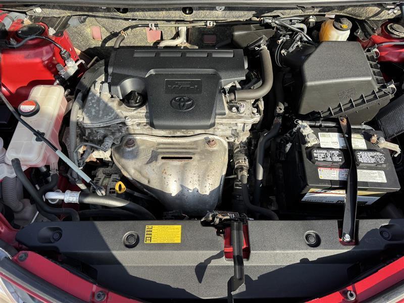 Toyota RAV4 LE AWD 2015