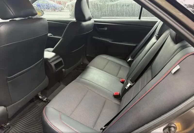 Toyota Camry SE 2016