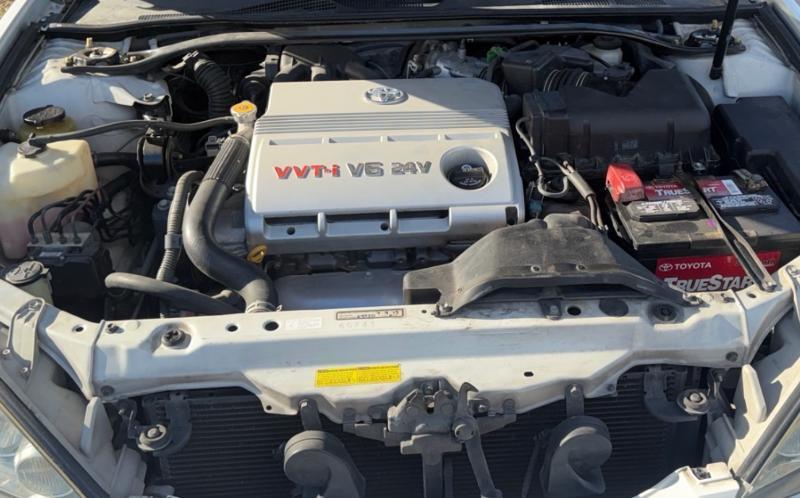 Toyota Camry LE V6 2005