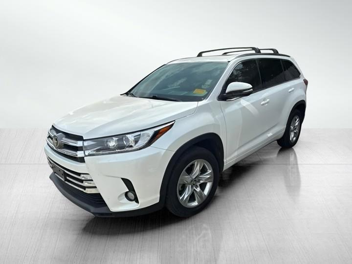 Toyota Highlander Limited FWD V6 2017