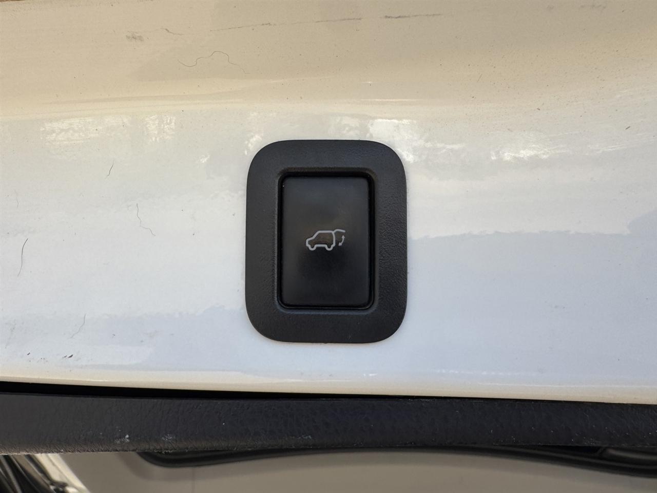 Toyota Highlander Limited FWD V6 2017