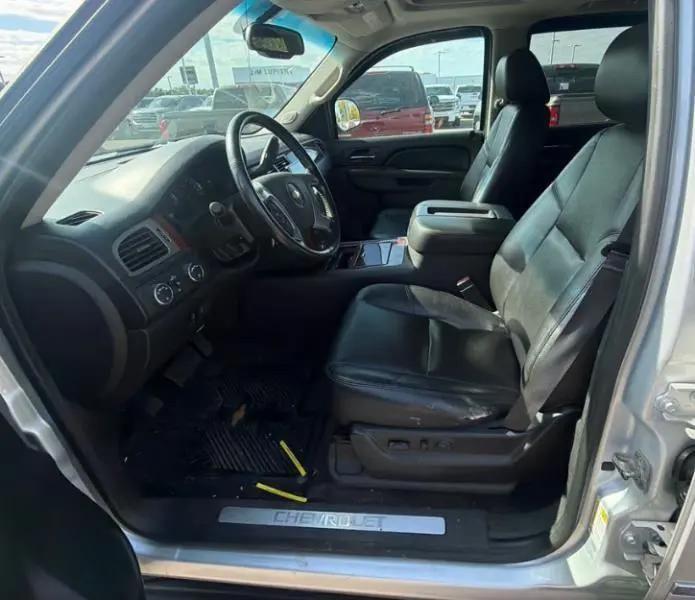 Chevrolet Avalanche photo 8