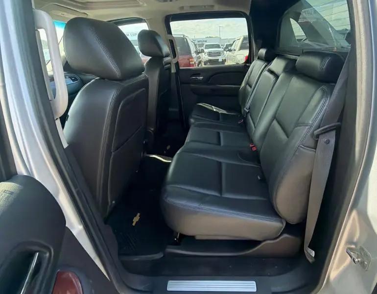Chevrolet Avalanche photo 10