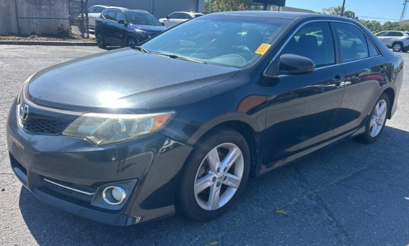 Toyota Camry SE 2013